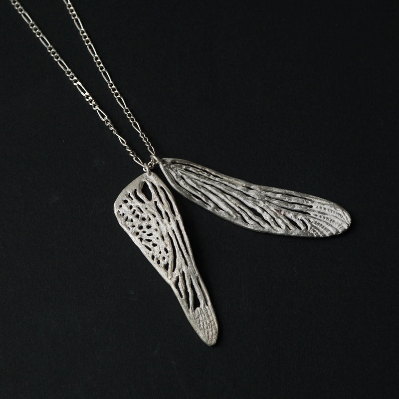 cocoon / boy's memory -tonbo- necklace