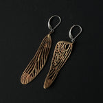 cocoon / The Boy's Memories -tonbo- Earrings Brass