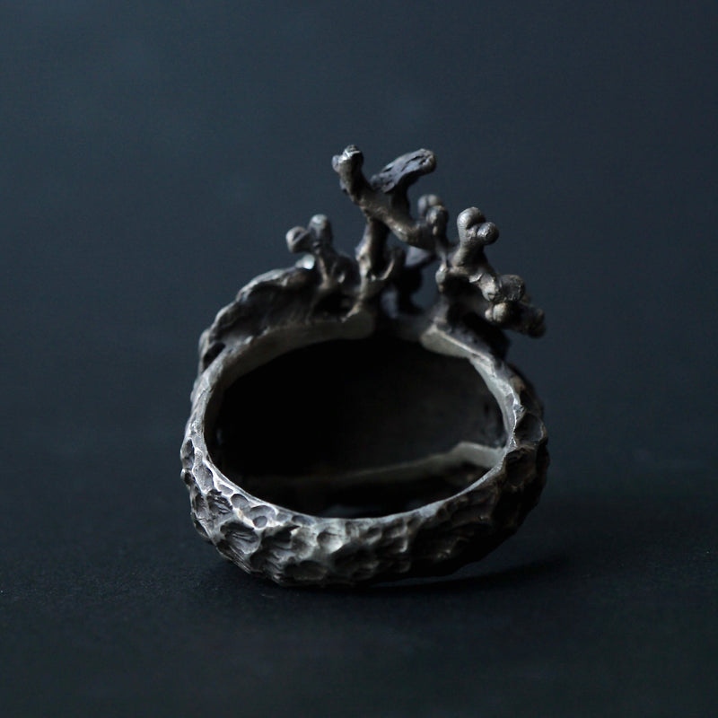 cocoon / Coral Leaf Ring Silver