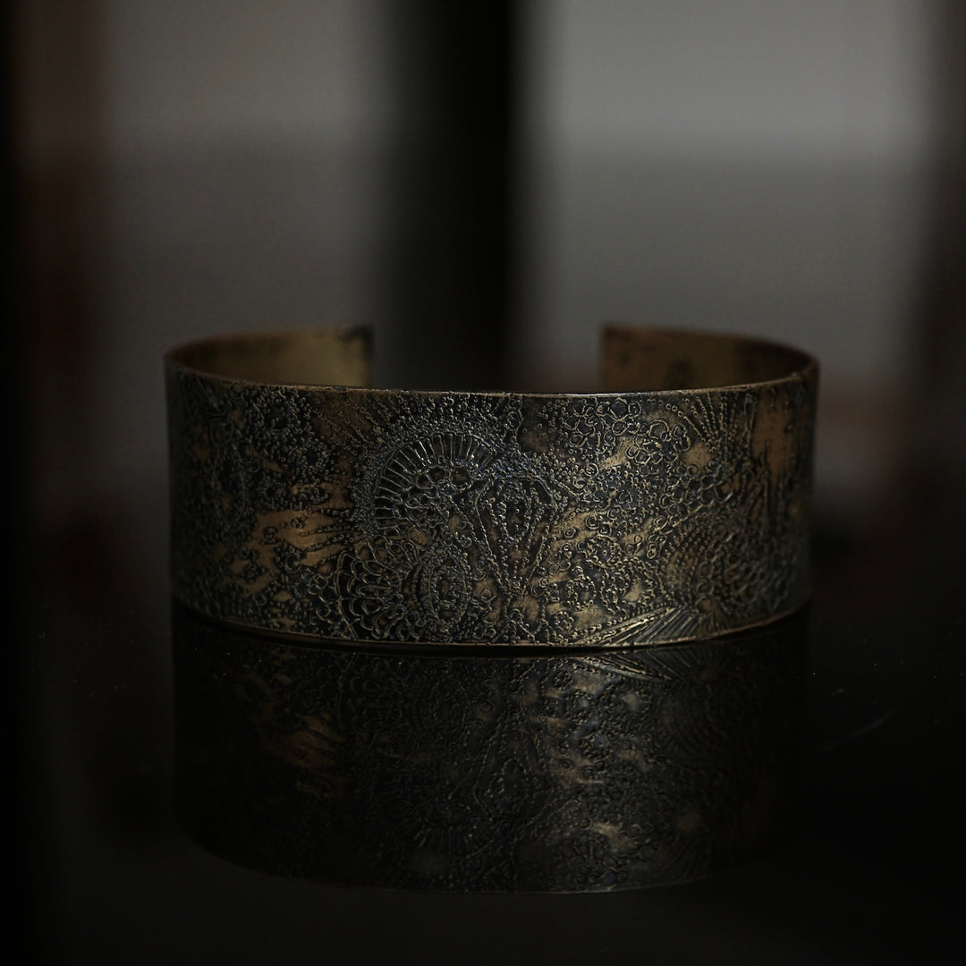 bracelet – Fuligo / Fuligoshed bracelet – Fuligo / Fuligoshed