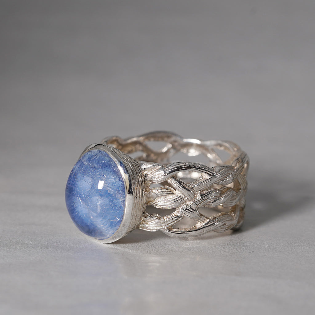 MOEMI SUGIMURA / Dumortierite in quartz ring 2024-ARAN-FG6