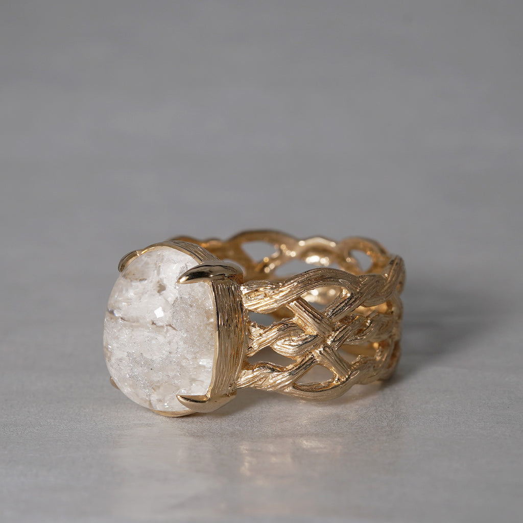 MOEMI SUGIMURA / White Garden Quartz Ring 2024-ARAN-FG1