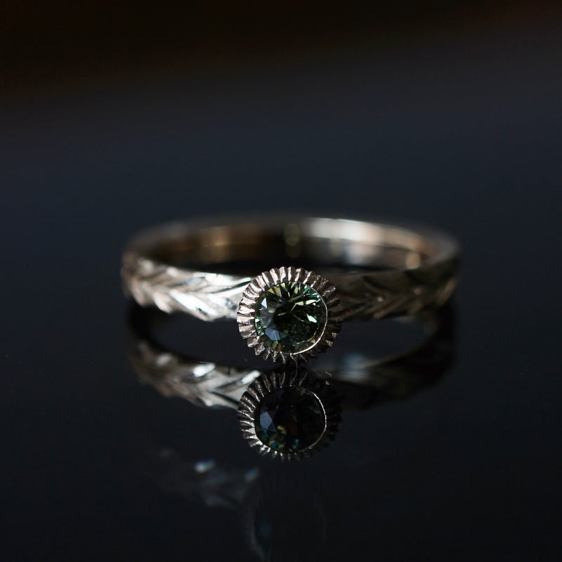 GERMEDEUR / Cronus Ring Demantoid Garnet