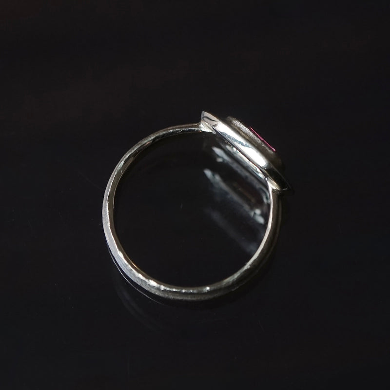GERMEDEUR / Shield Ring Rubelite