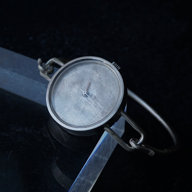 nejicommu / SPACE BANGLE L – Fuligo / Fuligoshed