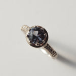 GERMEDEUR / QUEEN RING Blue Spinel