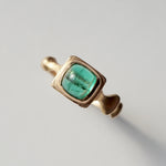 GERMEDEUR / Pyramid Ring Emerald