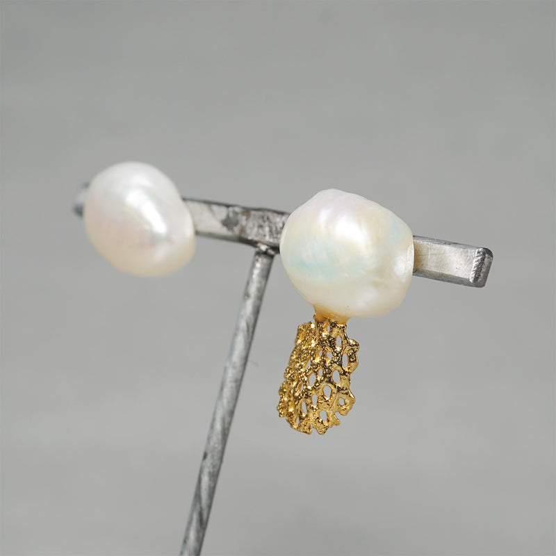 [-1/26 Limited] Boron / Baroque Pearl K10 PIERCE 24P-23