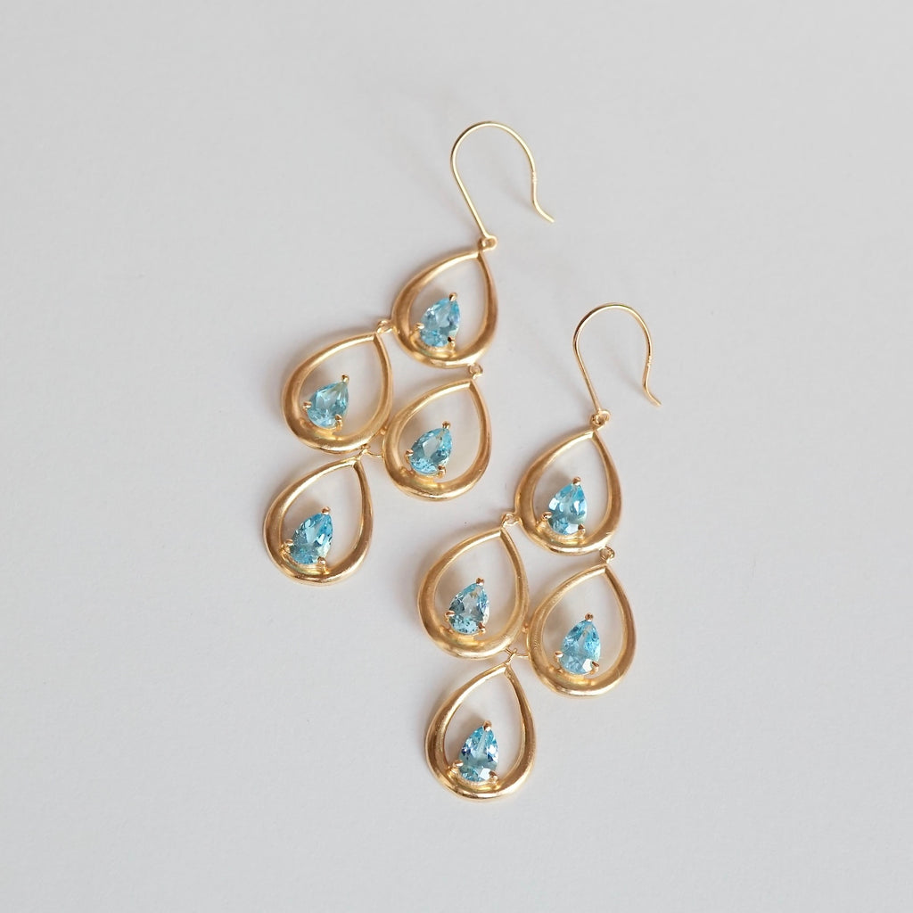 Kagann / Lotus earrings 4連 ブルートパーズ
