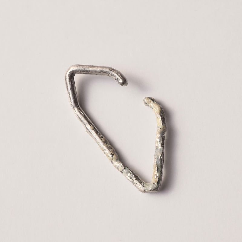 yuka ishikawa / abyss ear cuff B