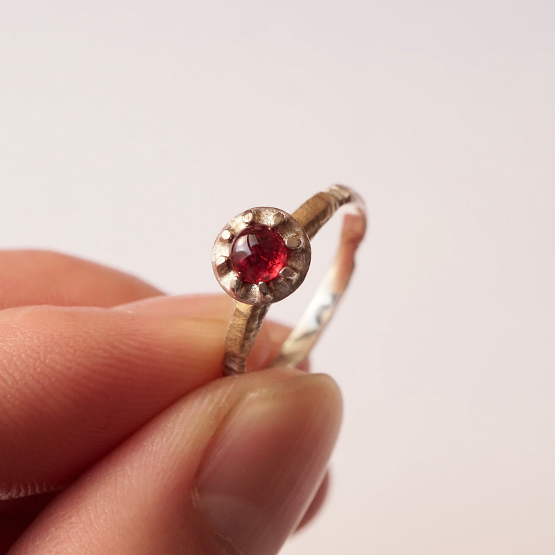 GERMEDEUR / Queen Ring Red Spinel