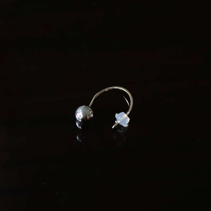 revie objects /〈FLOW〉dot earring 2（FL02-07）