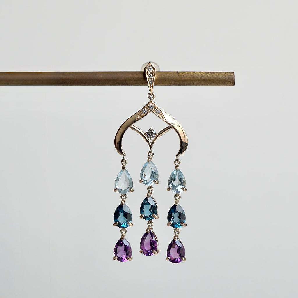 Kagann / LUXE Chandelier pierce