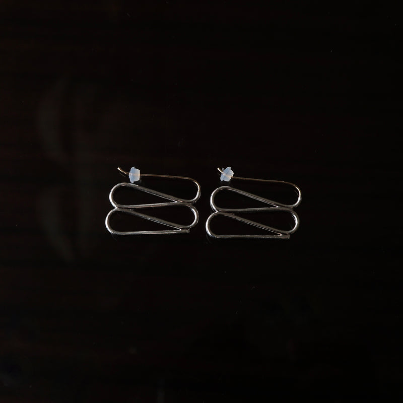 revie objects /〈FLOW〉wave earrings 1（FL02-10）