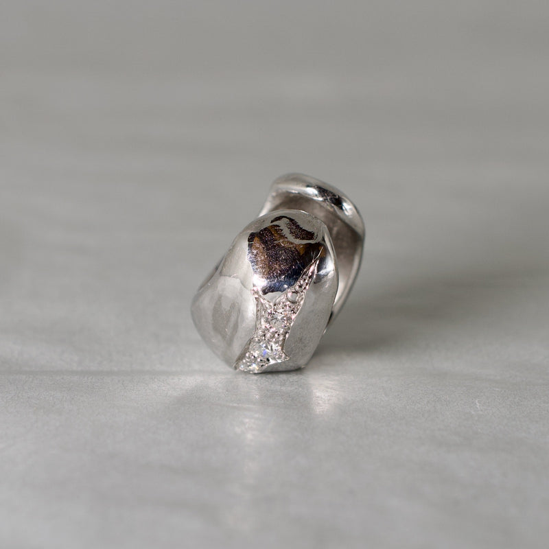 ODA / single ear cuff 19-10-E