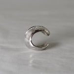ODA / single ear cuff 19-10-E