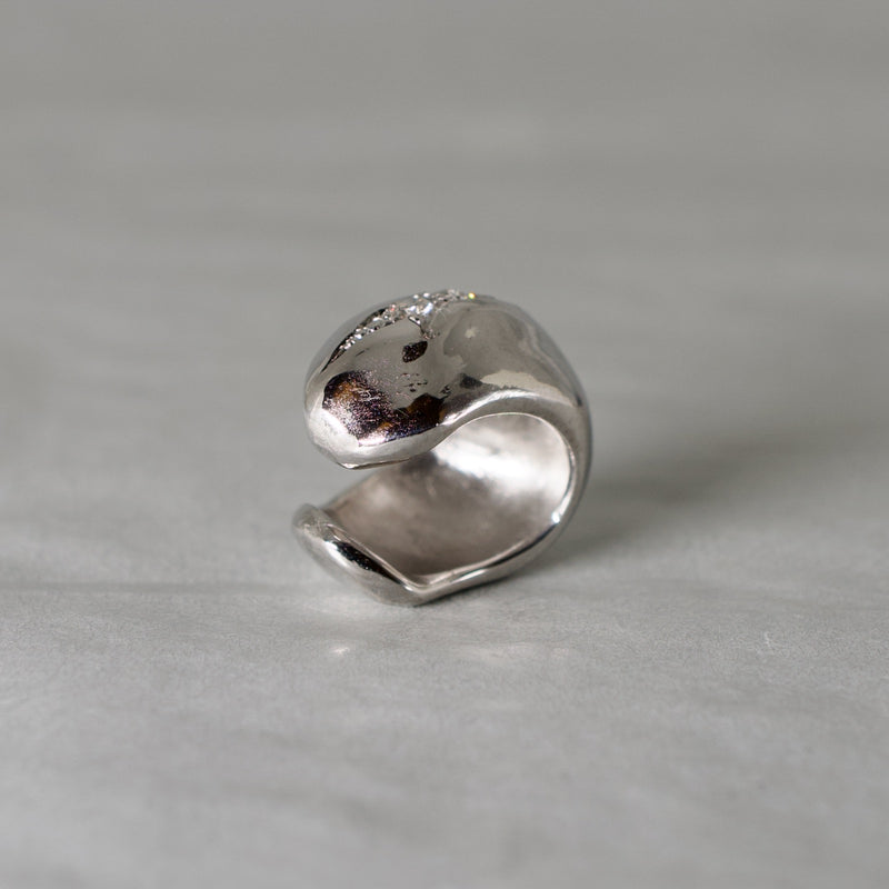 ODA / single ear cuff 19-10-E