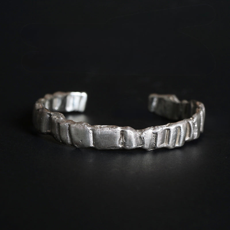 yuka ishikawa / silence bangle
