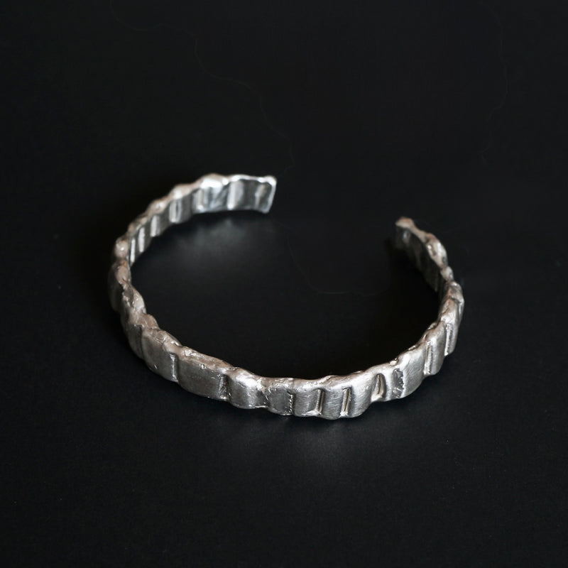 yuka ishikawa / silence bangle