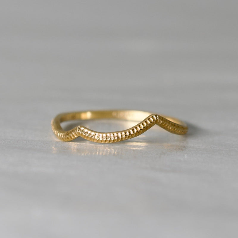 GICLAT / SMALL WAVE Pinky Ring [G15R7Y]