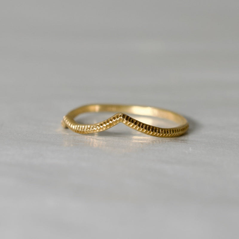 GICLAT / SMALL WAVE Pinky Ring [G15R7Y]