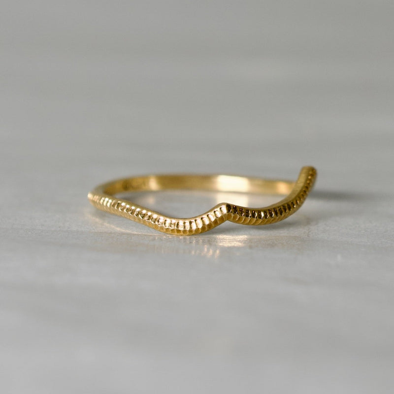 GICLAT / SMALL WAVE Pinky Ring [G15R7Y]