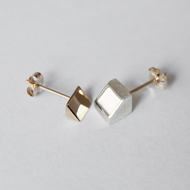 uM / SOLID CUT PIERCED EARRINGS square（um-scP03_CM）