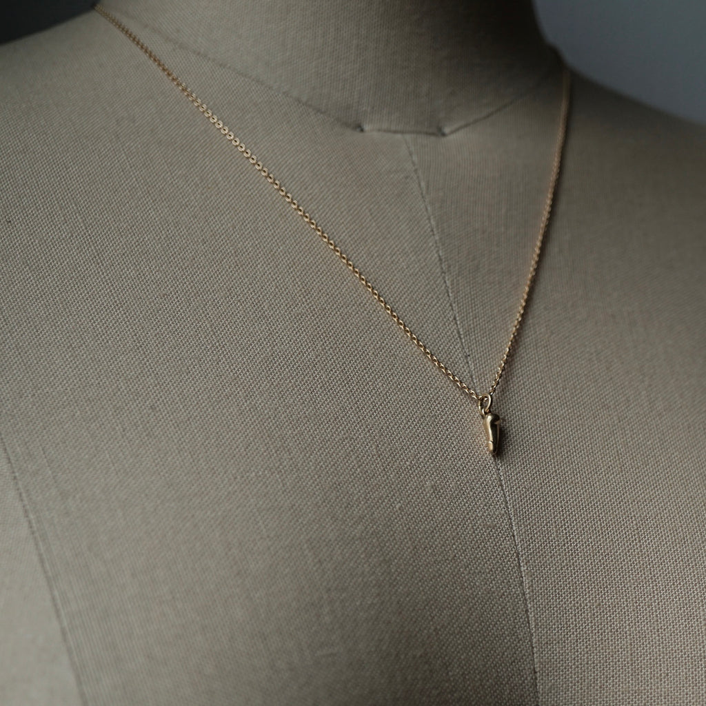 IN OUT DESIGN / Penist Pendant K18YG