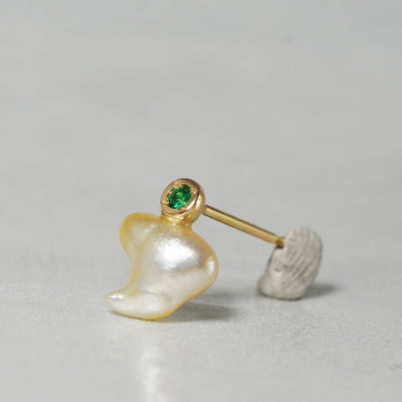 [-3/16 Limited] MINIMUMNUTS/keshi pearl pierce Emerald for one ear MN-pke1e-CC_2