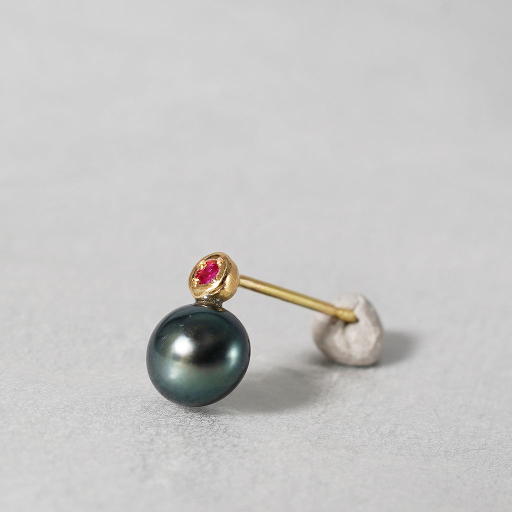 【-3/16限定】MINIMUMNUTS / keshi pearl pierce Ruby 片耳用　MN-pke1r-A