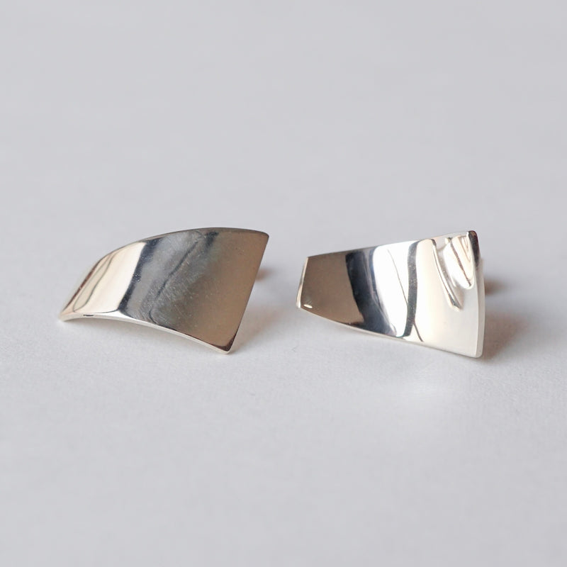 uM / WARP PIERCED EARRINGS（um-wpP02 _CM）