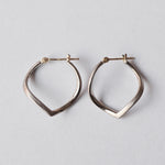 uM / WAVE PIERCED EARRINGS（um-wvP01 _10YG/WG）