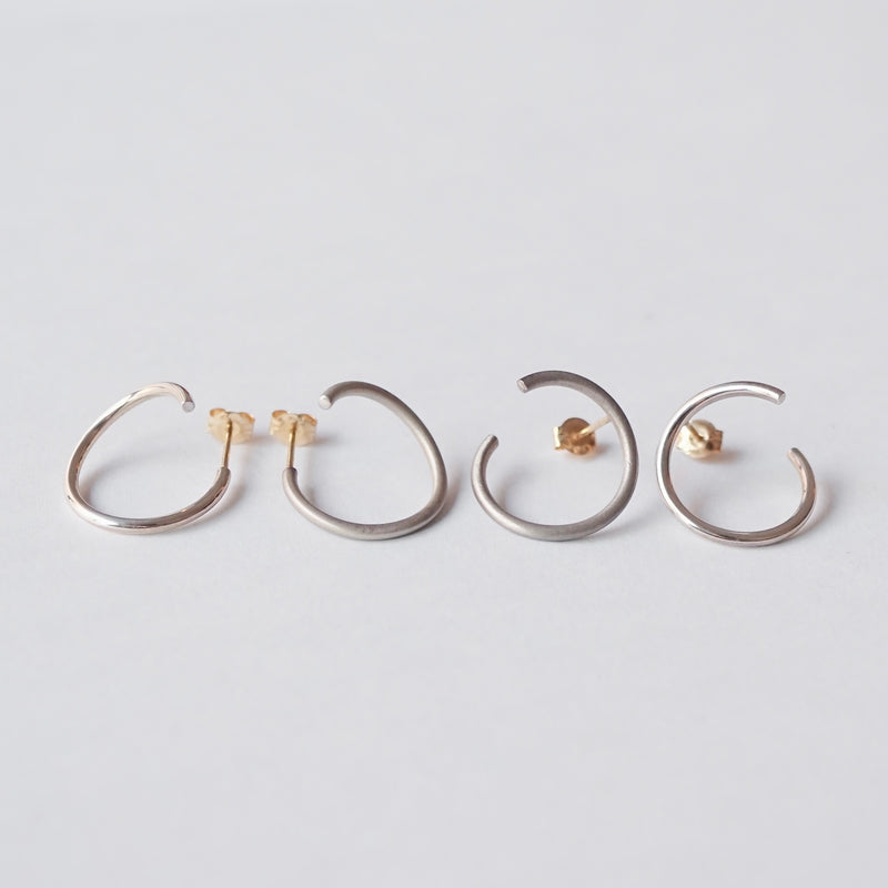 uM / DIVISION PIERCED EARRINGS A (um-dvP01 _CM)