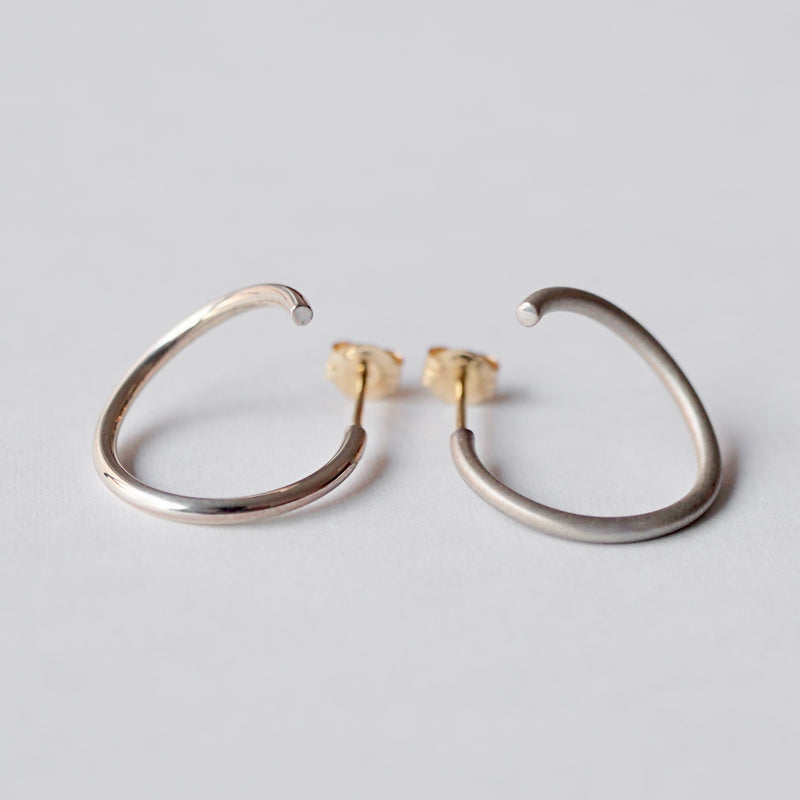 uM / DIVISION PIERCED EARRINGS A（um-dvP01 _CM）