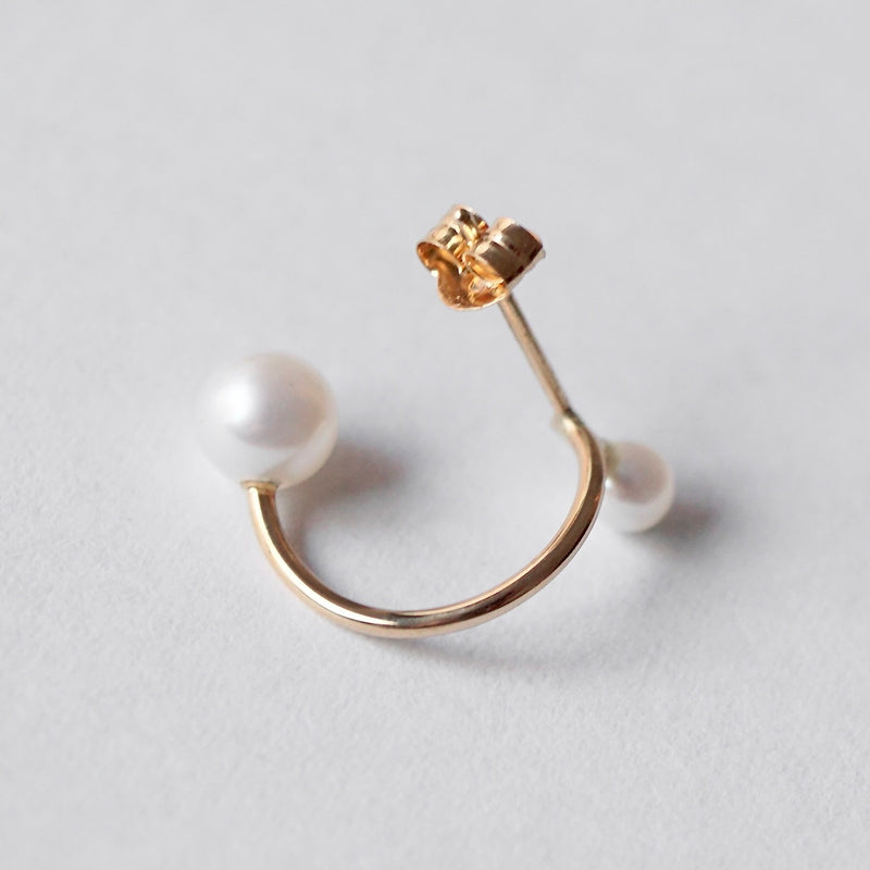 uM / UNIO ARCHI PEARL PIERCED EARRING (um-uoP63 _18YG)