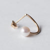 uM / UNIO ARCHI PEARL PIERCED EARRING (um-uoP62 _18YG)