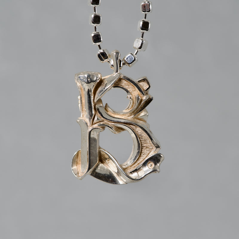 【-3/16限定】GRATAGo / Alphabet Pendant Top 'B'