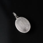 Maison de l’abeille / Seal ペンダントトップ「Athena」