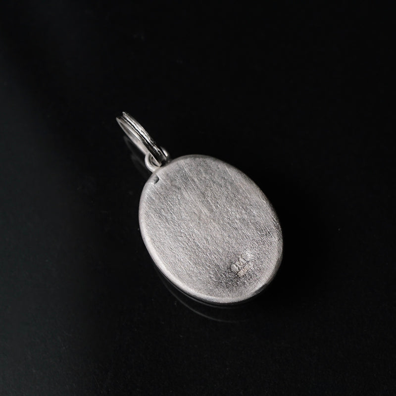 Maison de l’abeille / Seal ペンダントトップ「Athena」