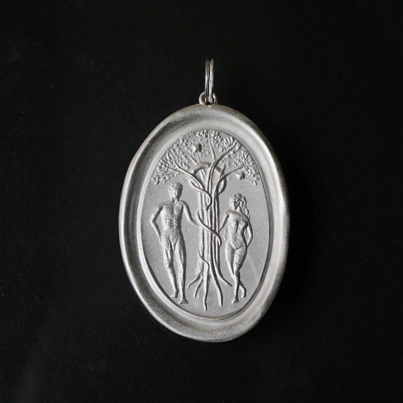 Maison de l’abeille / Intaglio ペンダントトップ「Adam＆Eve」