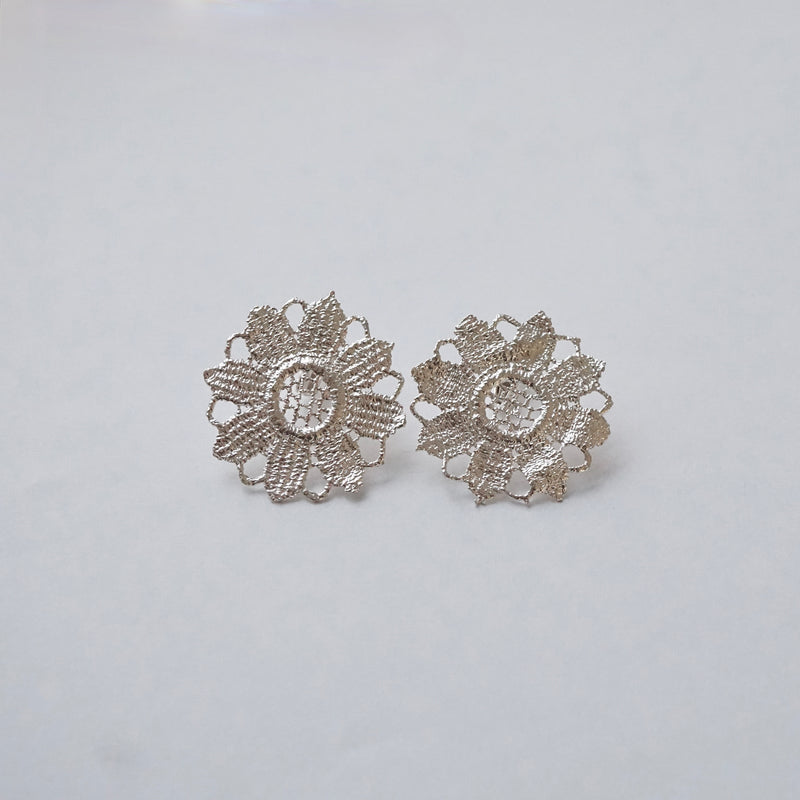emme / antique lace イヤリング（SIL2018）