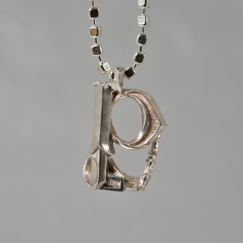 【-3/16限定】GRATAGo / Alphabet Pendant Top 'P'