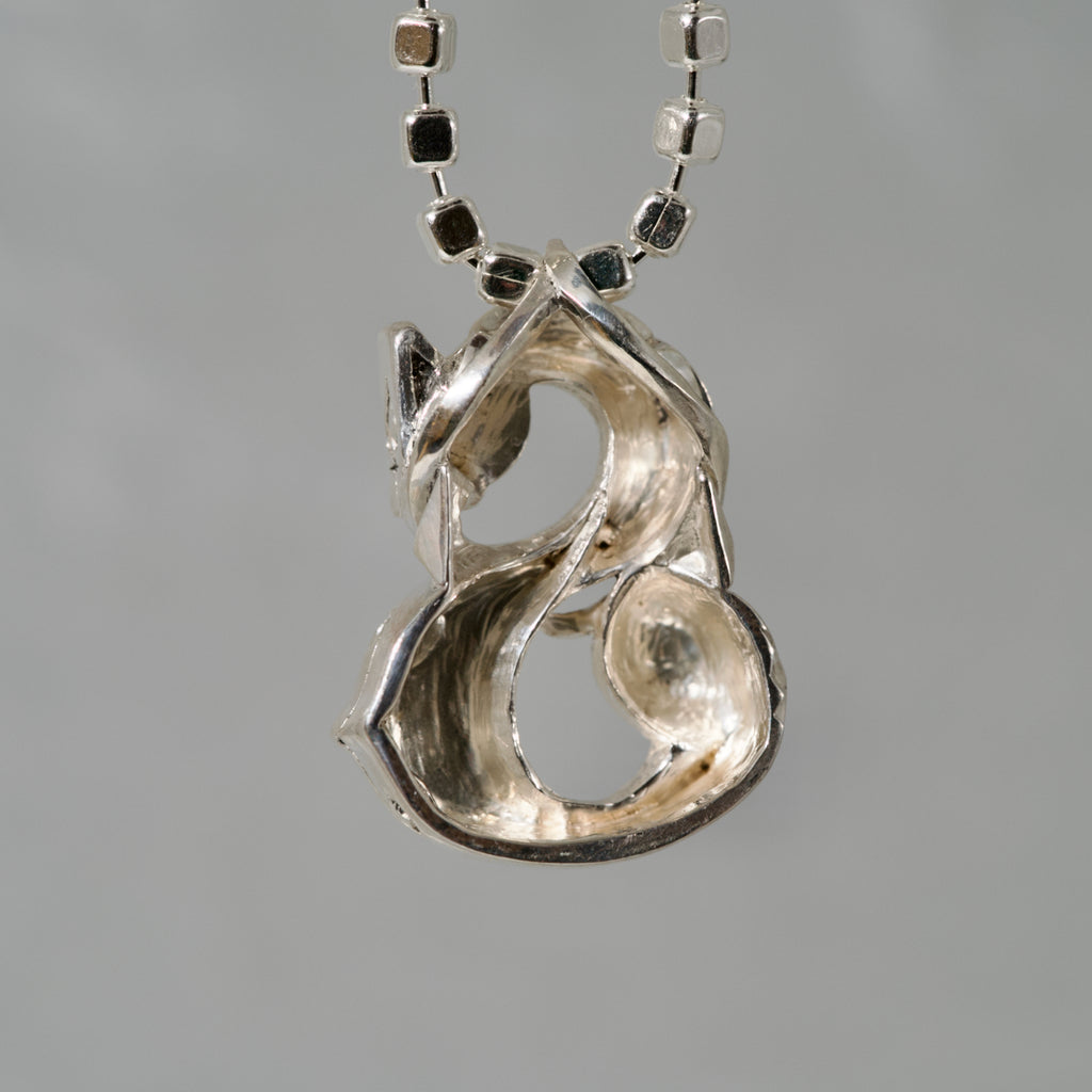 [-3/16 Limited] GRATAGo / Alphabet Pendant Top 'C'