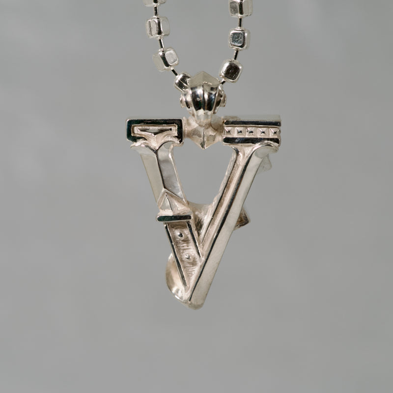 [-3/16 Limited] GRATAGo / Alphabet Pendant Top 'C'