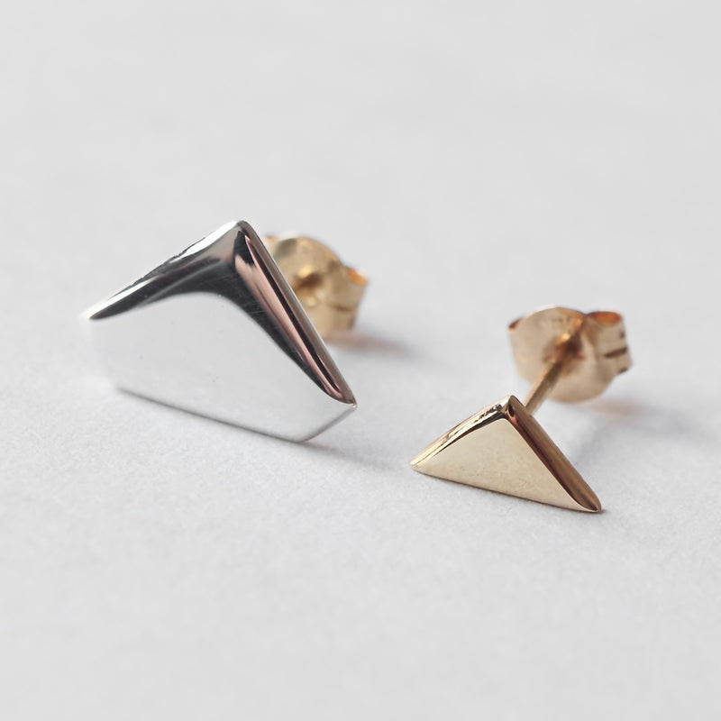 uM / FLAT CUT EARRINGS square（um-fcP03_CM）