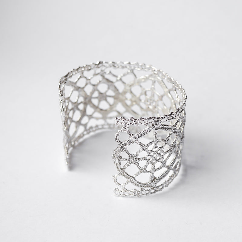 emme / antique lace bangle B022（SIL4038）
