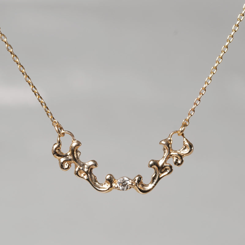 armarium / Handle necklace