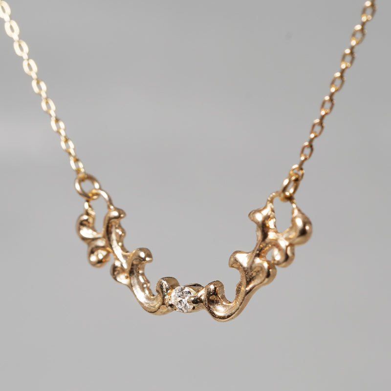 armarium / Handle necklace