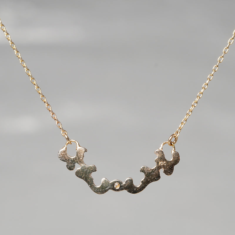 armarium / Handle necklace