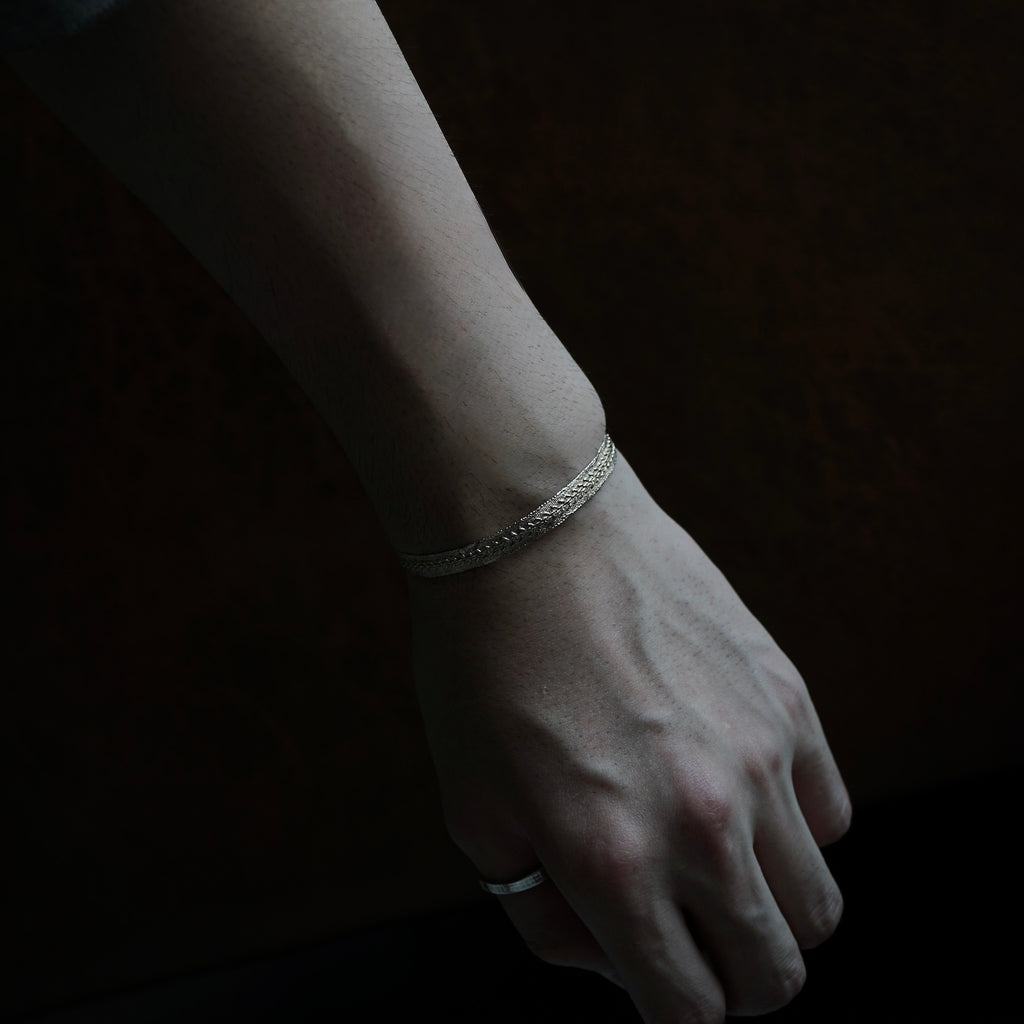 emme / K10 antique lace bangle B002（ORO4002）